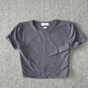 Aritzia Babaton Contour Short Sleeve, Cropped T Shirt. Gray. Small.